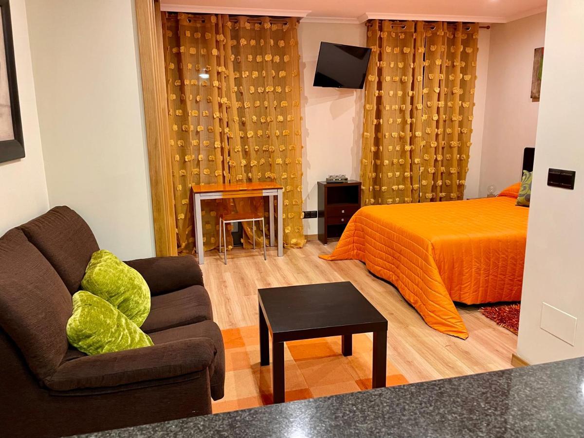 Apartamentos Ronda Виго Экстерьер фото