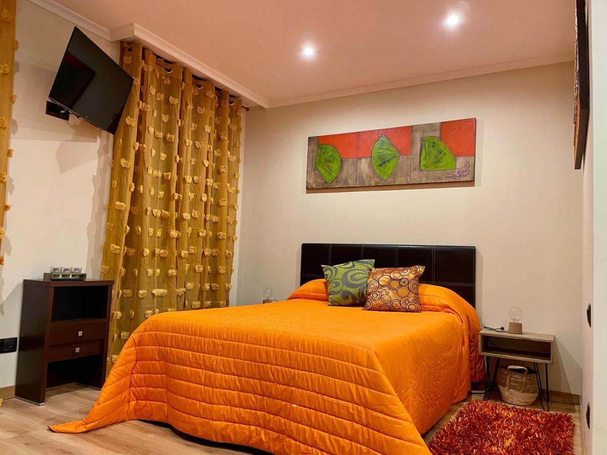 Apartamentos Ronda Виго Экстерьер фото